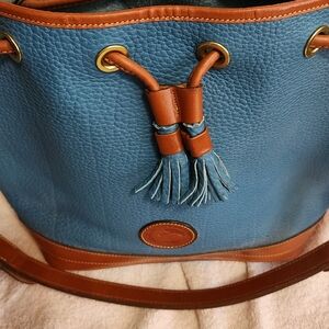 Vintage Dooney & Bourke light blue leather bucket bag